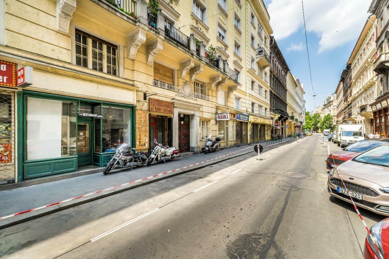 Fleur Creme Apartment Budapest Exterior photo